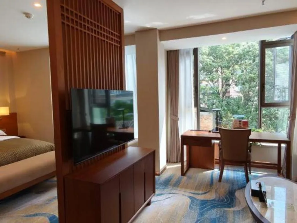 Bed in Lian Yun Hotel