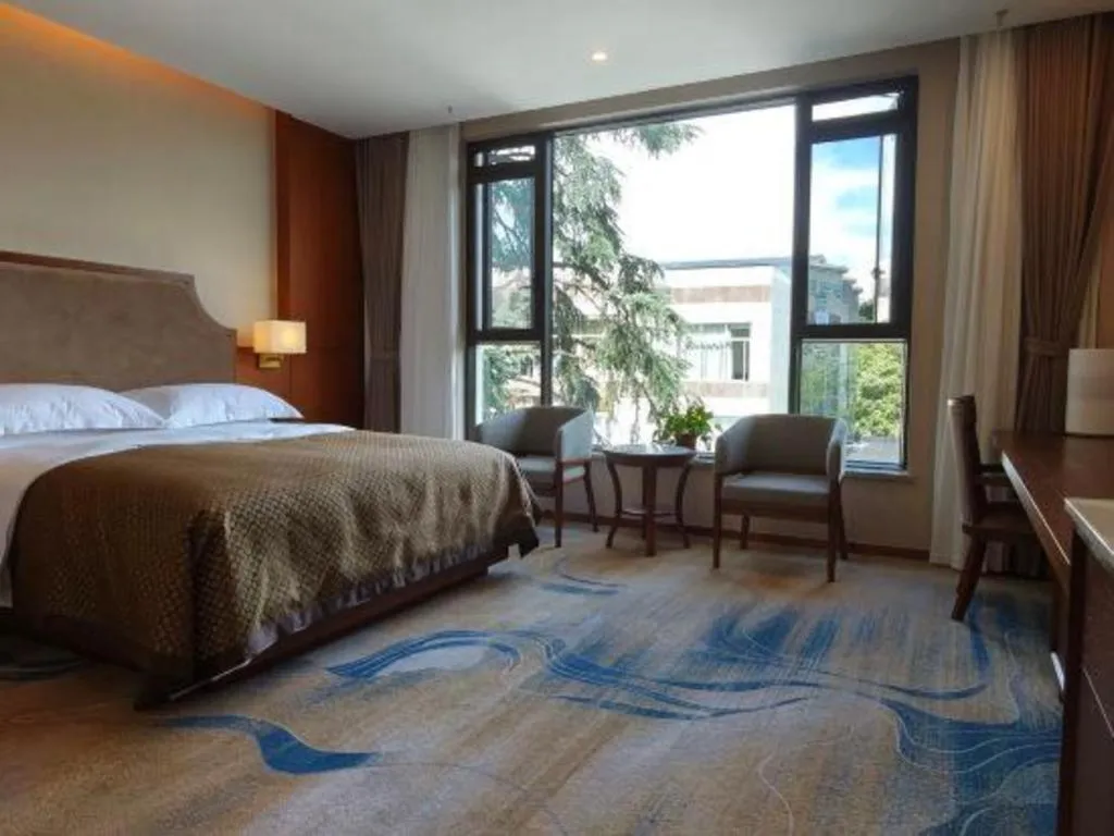 Bed in Lian Yun Hotel