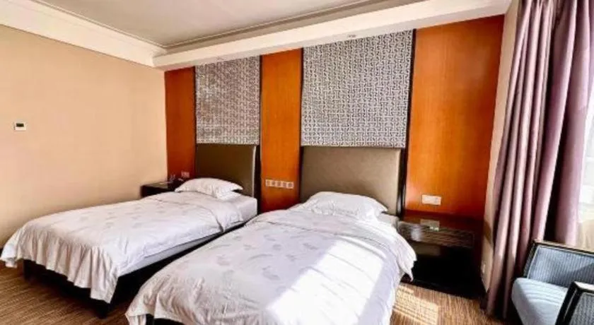 Bed in Lian Yun Hotel