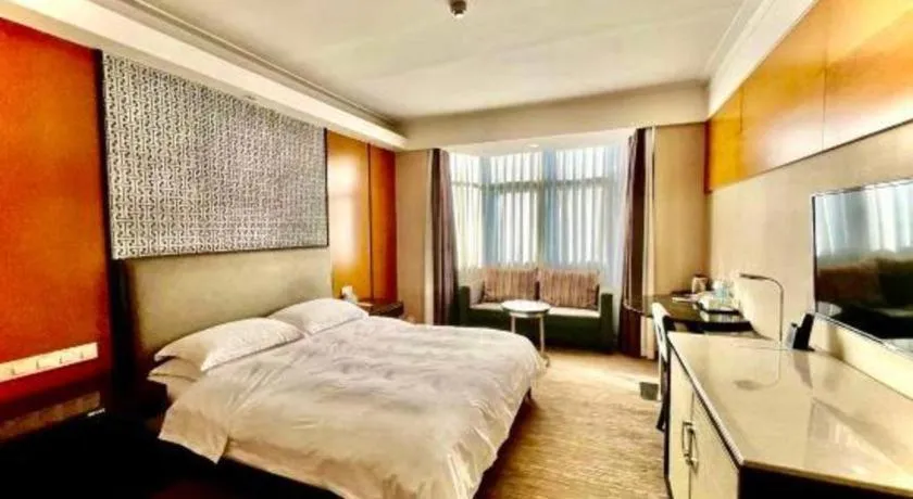 Bed in Lian Yun Hotel