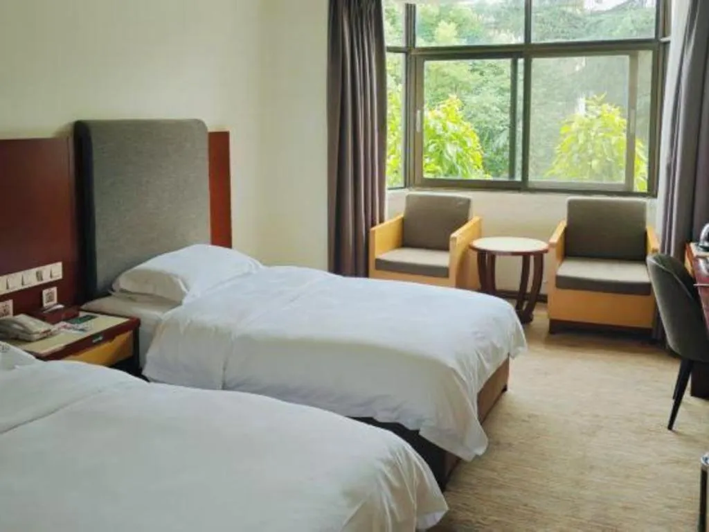 Bed in Lian Yun Hotel