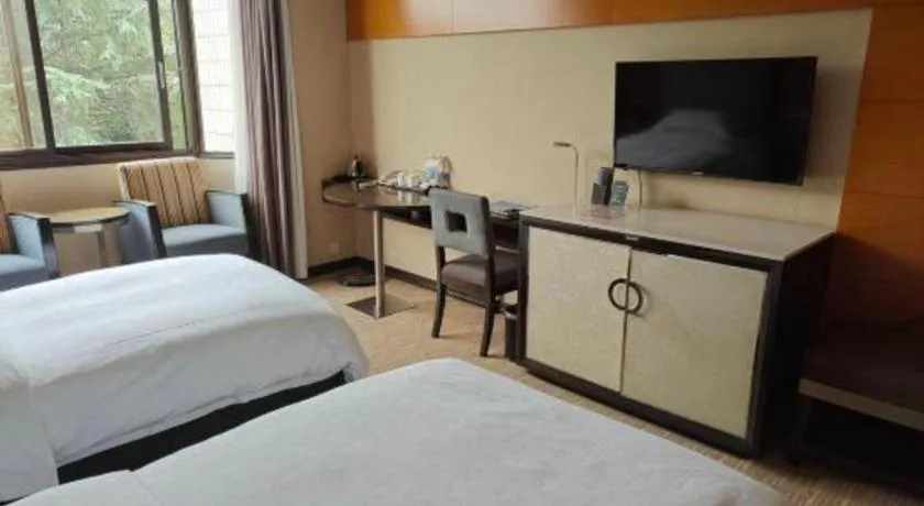 Bed in Lian Yun Hotel