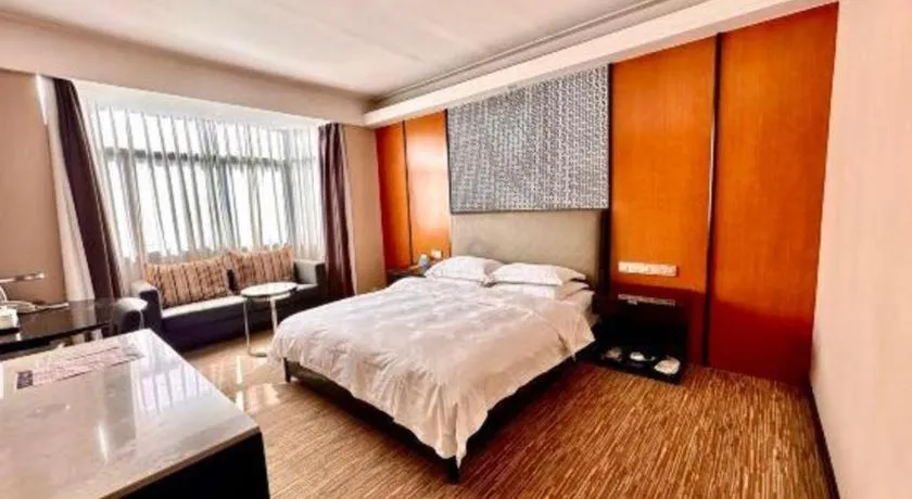 Bed in Lian Yun Hotel