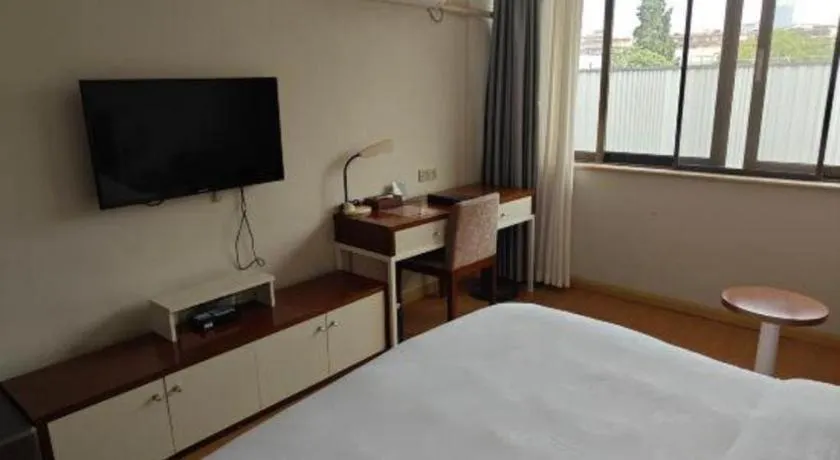Bed in Lian Yun Hotel