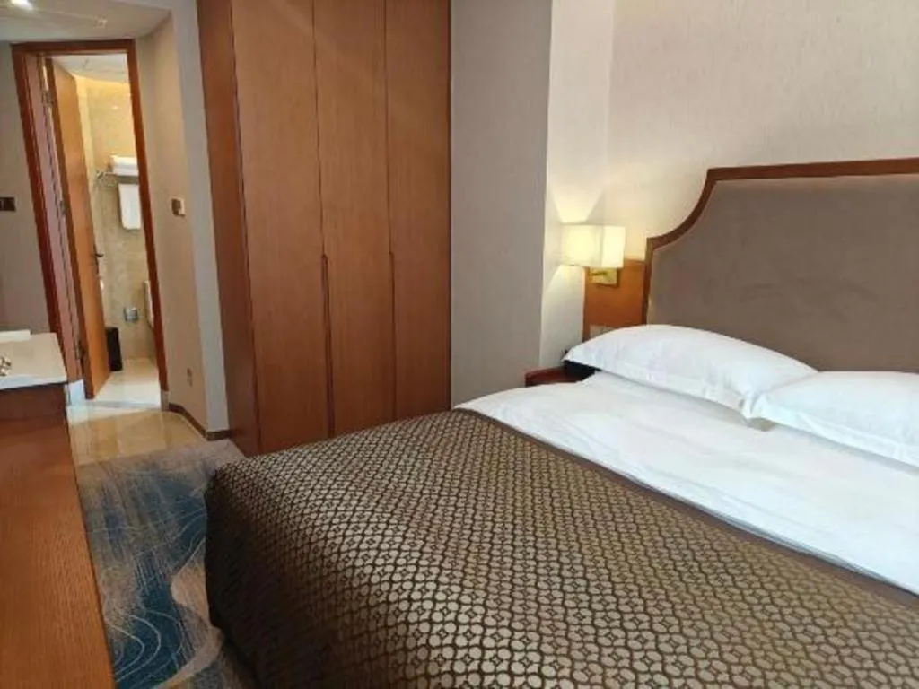 Bed in Lian Yun Hotel