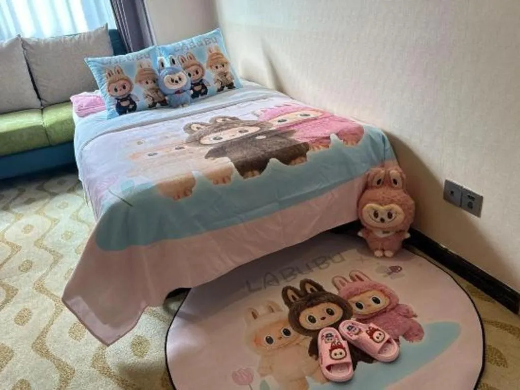 Bed in Lian Yun Hotel