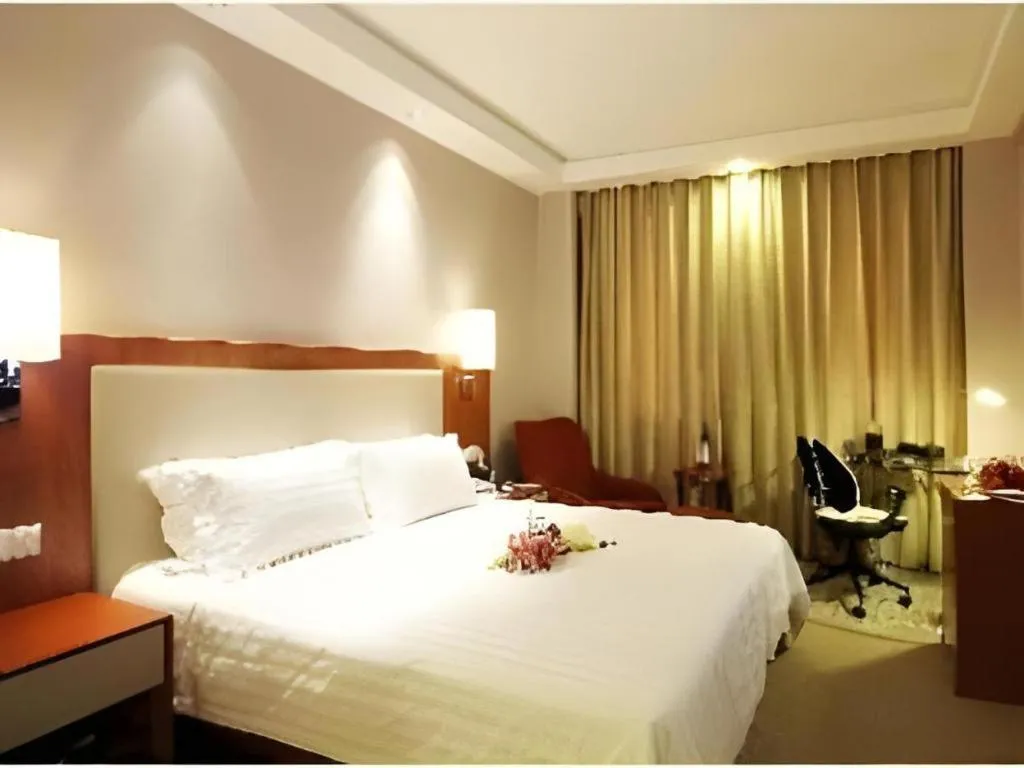 Bed in Huzhou Zhebei Hotel