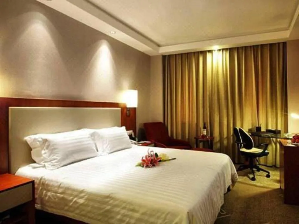 Bed in Huzhou Zhebei Hotel