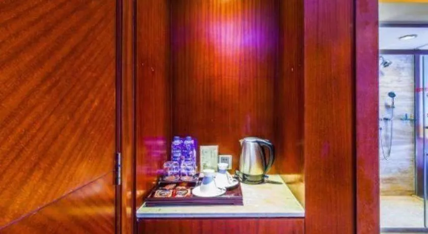 Centenio International Hotel