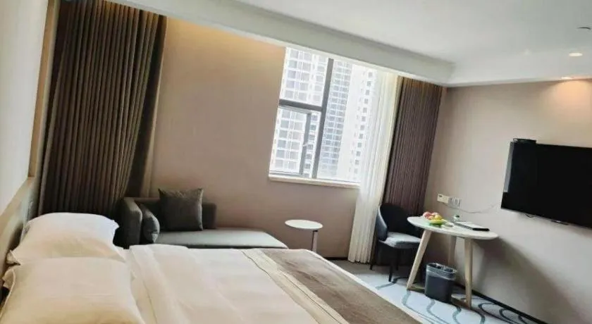 Bed in Centenio International Hotel