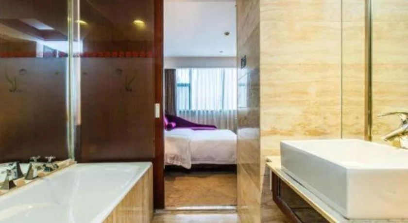 Bed in Centenio International Hotel