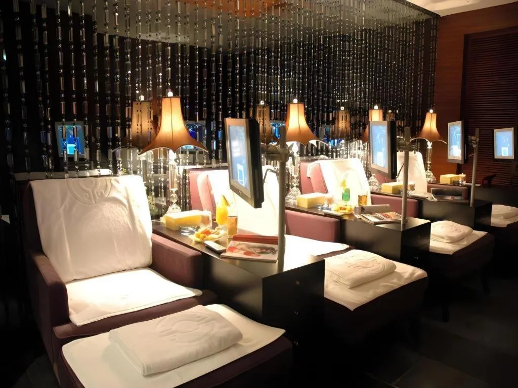 Centenio International Hotel