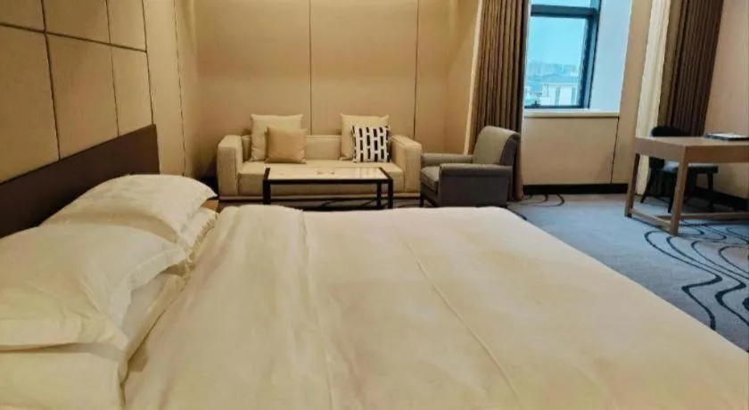 Bed in Centenio International Hotel