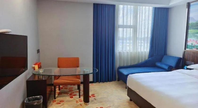 Bed in Centenio International Hotel