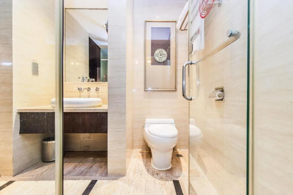 Centenio International Hotel