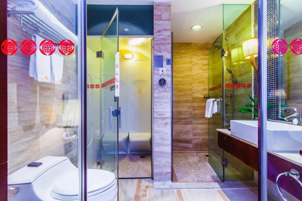 Centenio International Hotel