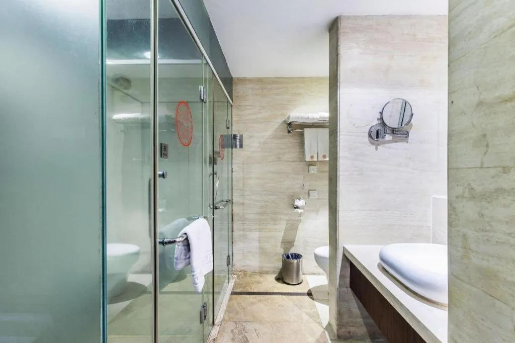 Centenio International Hotel