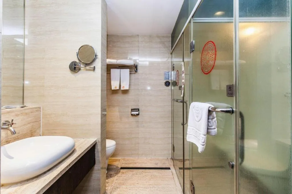 Centenio International Hotel