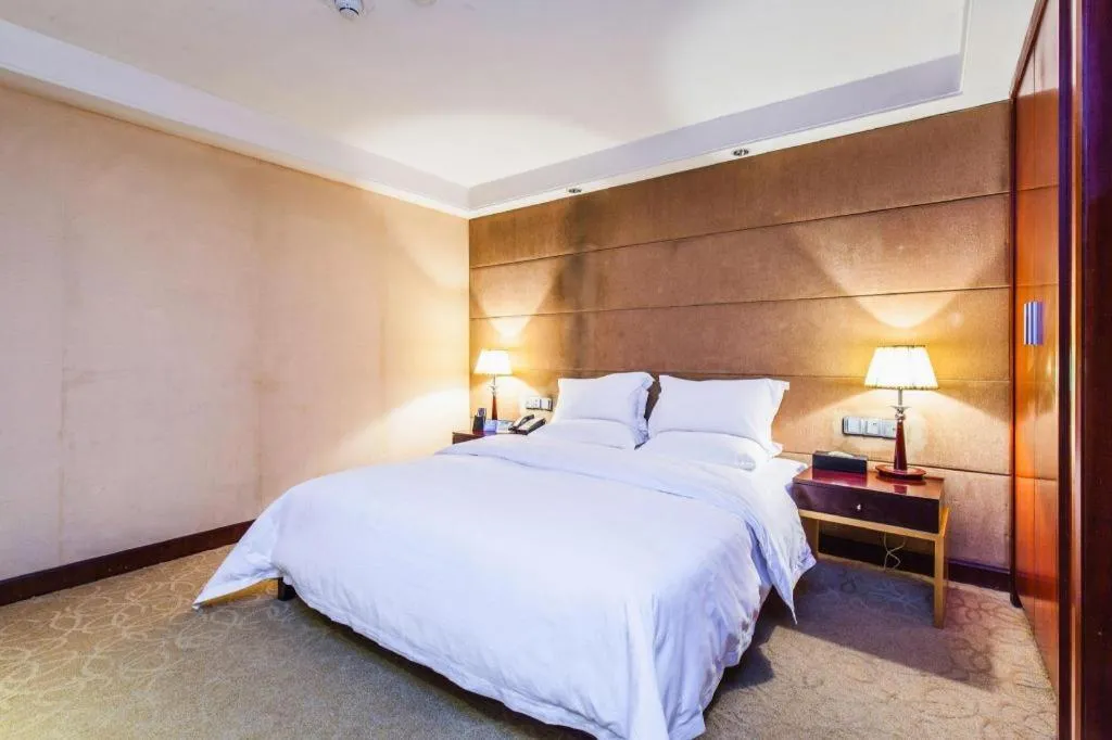 Bed in Centenio International Hotel