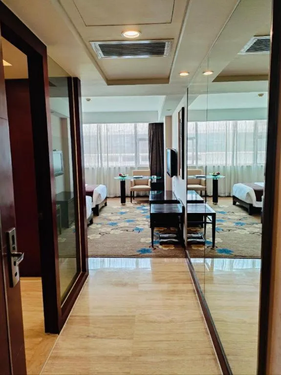 Centenio International Hotel