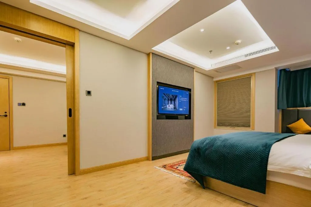 Bed in Xian Katie Eastman Hotel