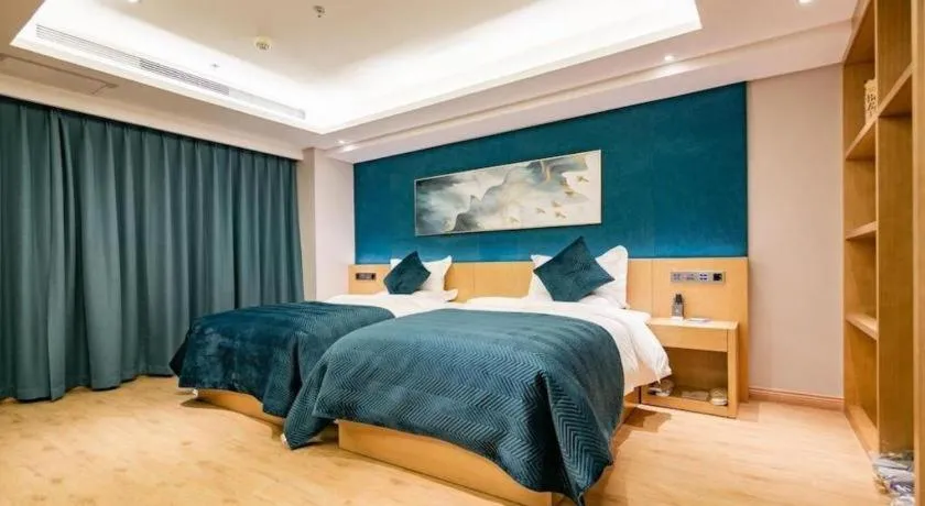 Bed in Xian Katie Eastman Hotel