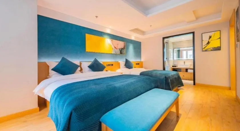 Bed in Xian Katie Eastman Hotel