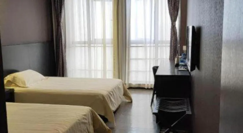 Bed in Xian I-OPAL Hotel