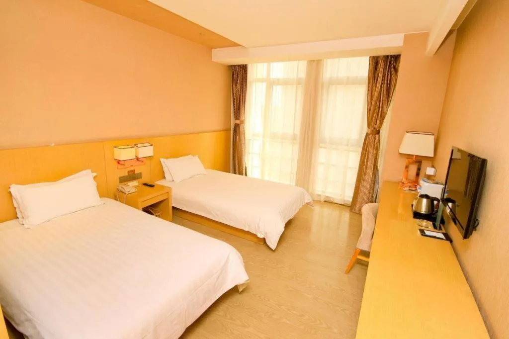 Bed in Xian I-OPAL Hotel