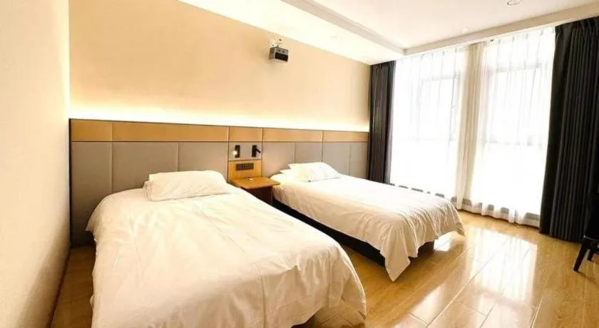 Bed in Xian I-OPAL Hotel