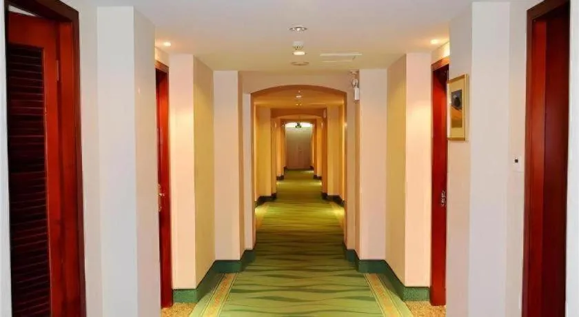 GreenTree Inn Shanghai Songjiang Xinqiao Jiuxin Road Express Hotel