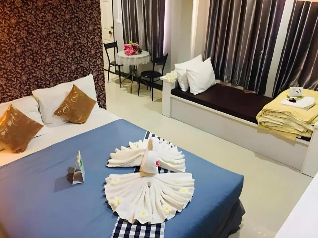 Bed in Winhouse Hotel