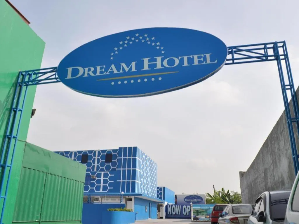 Hotel Dream World Las Pinas
