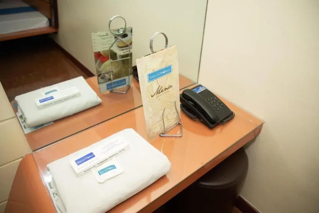 Hotel Dream World Las Pinas Hotel Dream World Las Pinas