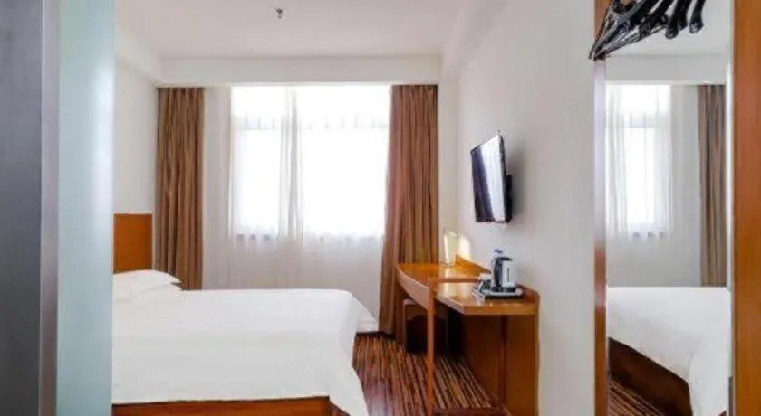 Bed in Jinjiang Inn Style Taiyuan South Inner Ring North Campus Finance and Economics University