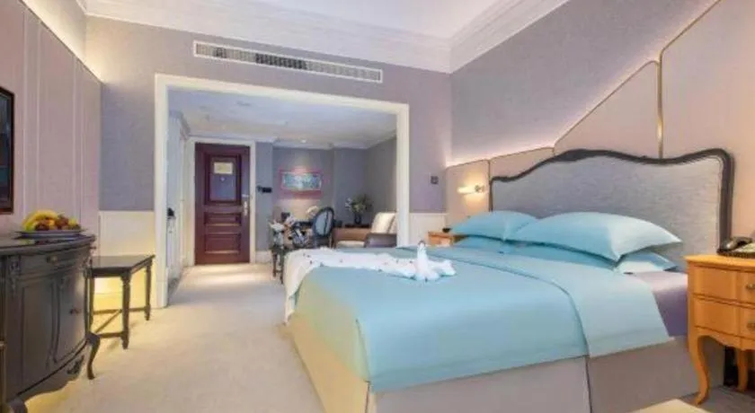 Bed in Zhejiang D.H Hotel