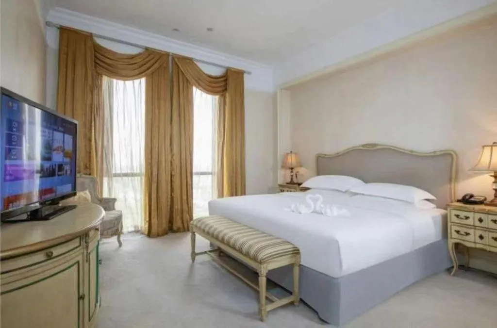 Bed in Zhejiang D.H Hotel