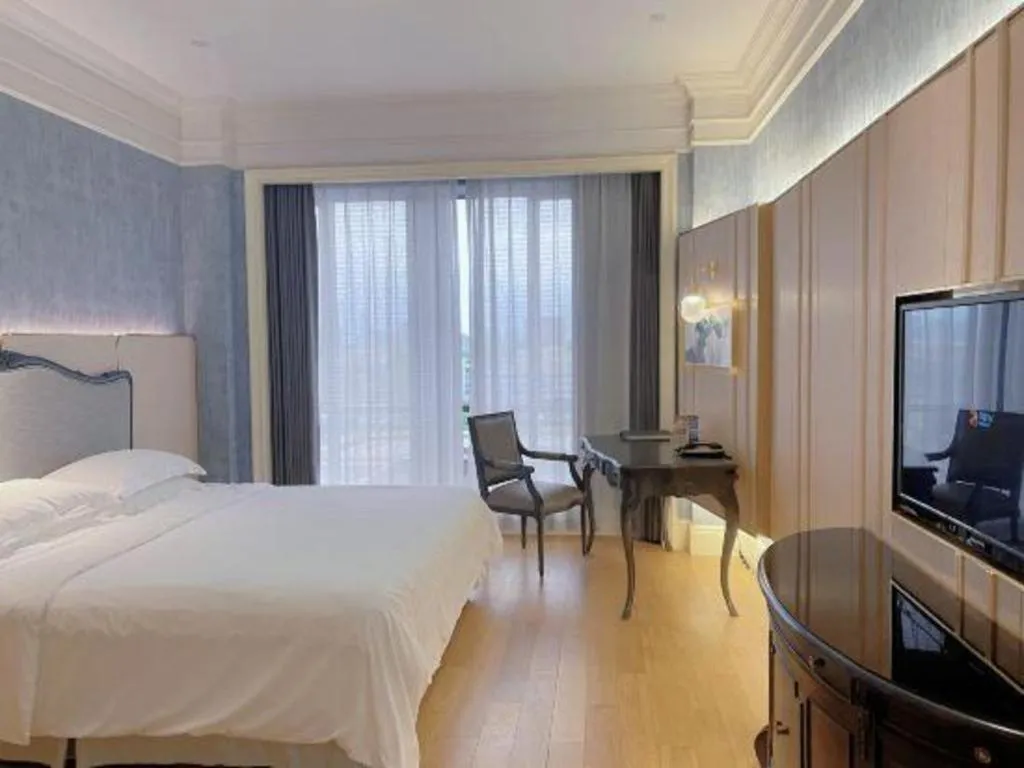 Bed in Zhejiang D.H Hotel