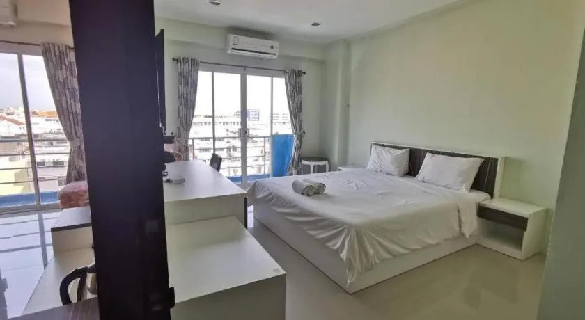 Bed in Chevasai Huahin Hotel