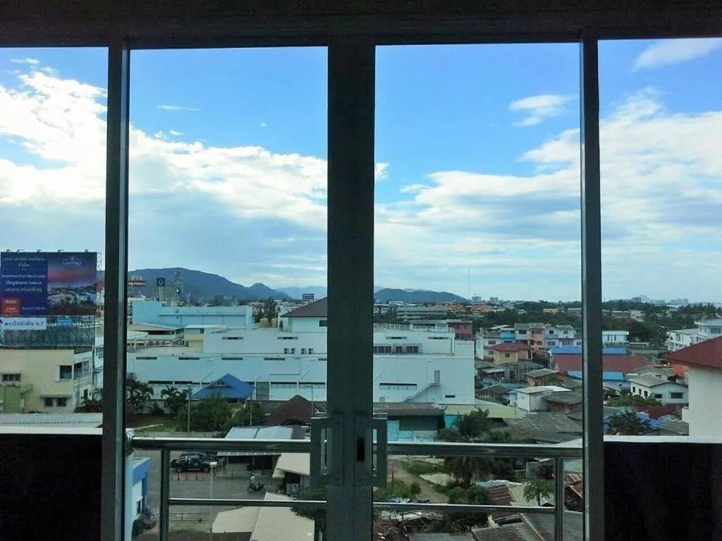 Chevasai Huahin Hotel