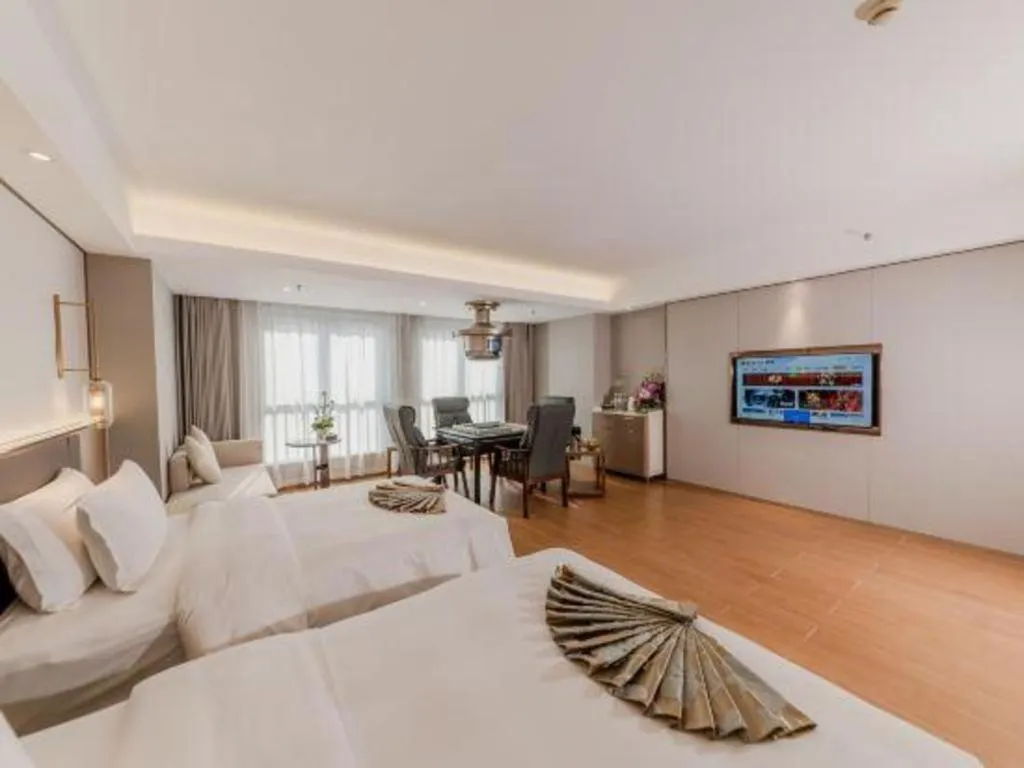 Bed in Chengdu Antai Century Hotel