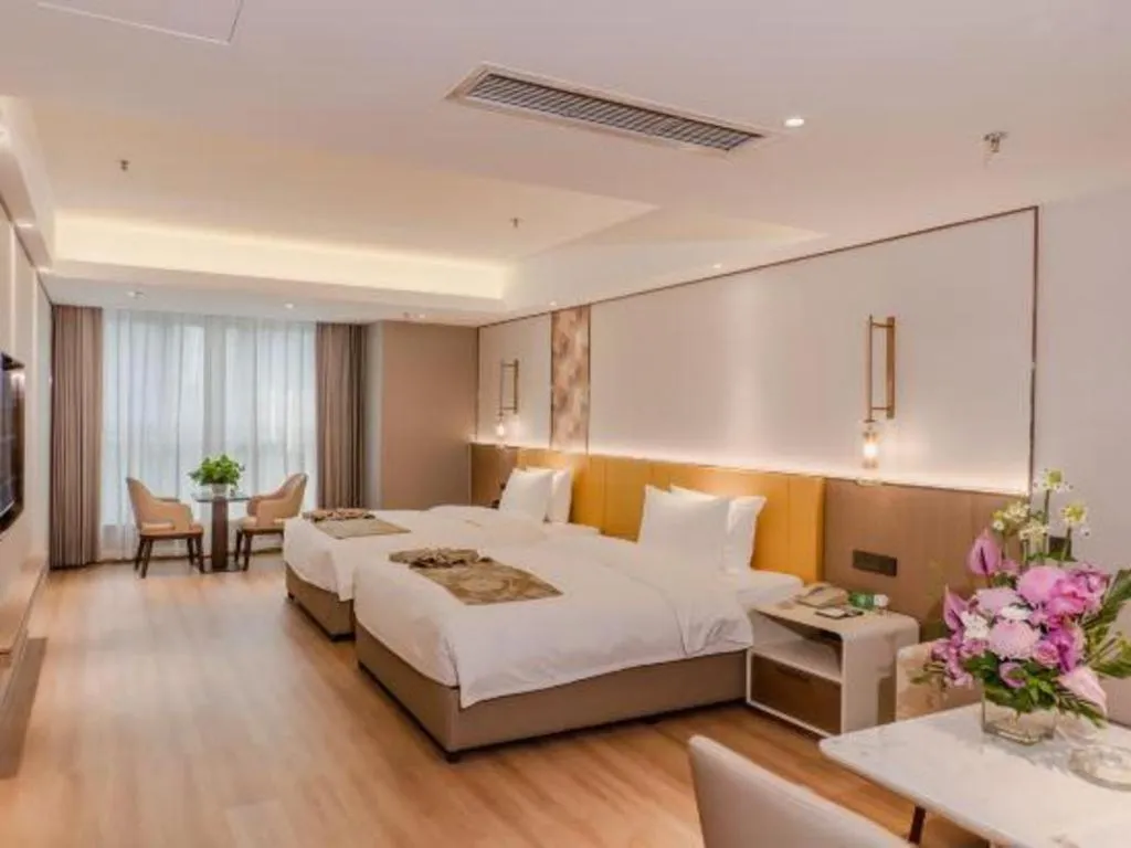 Bed in Chengdu Antai Century Hotel