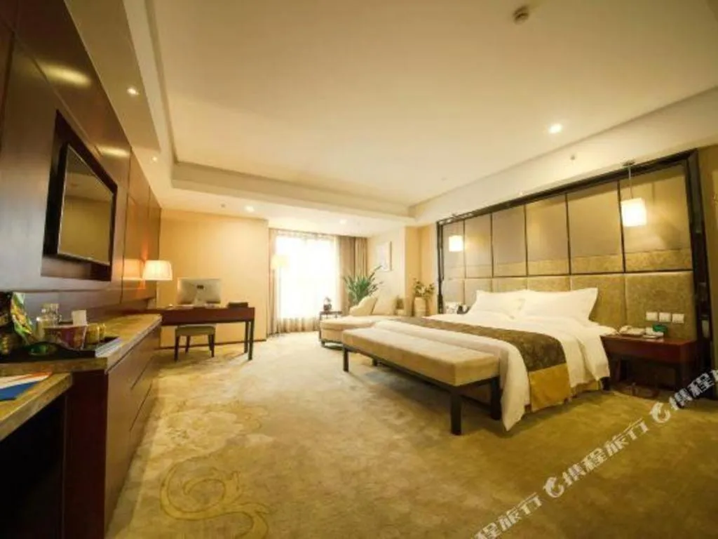 Bed in Chengdu Antai Century Hotel