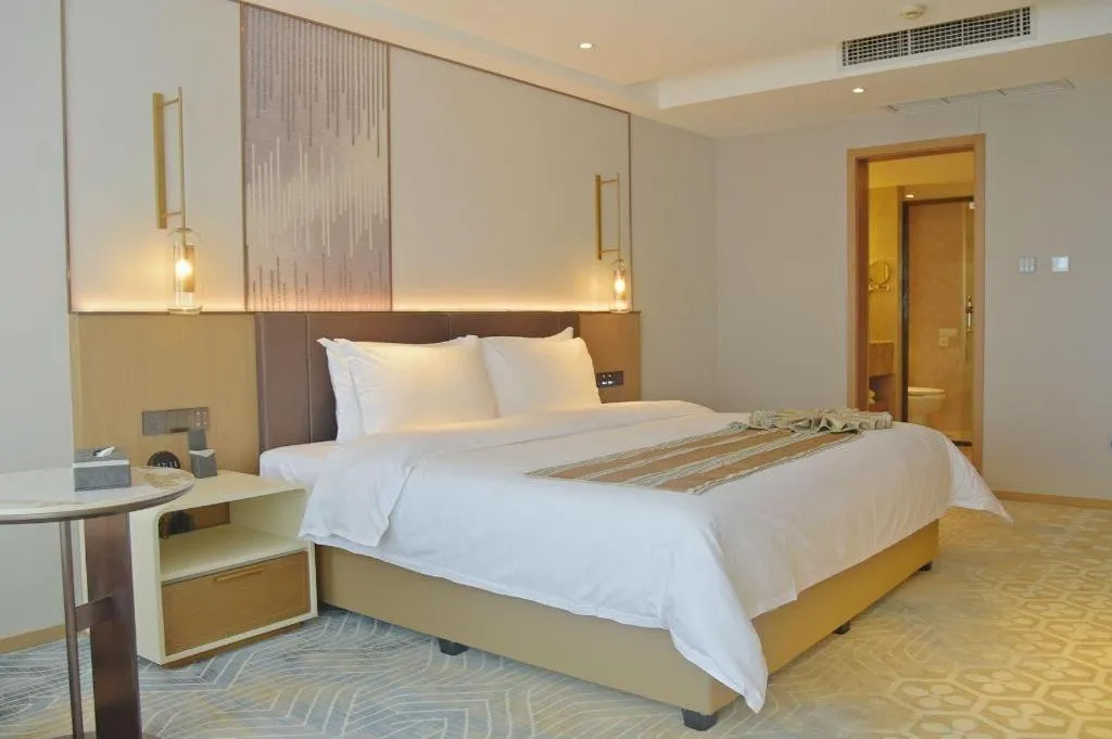 Bed in Chengdu Antai Century Hotel