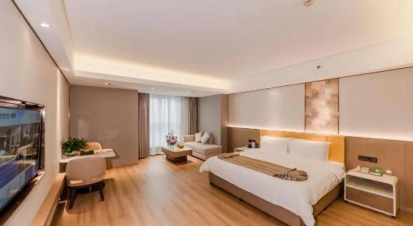 Bed in Chengdu Antai Century Hotel