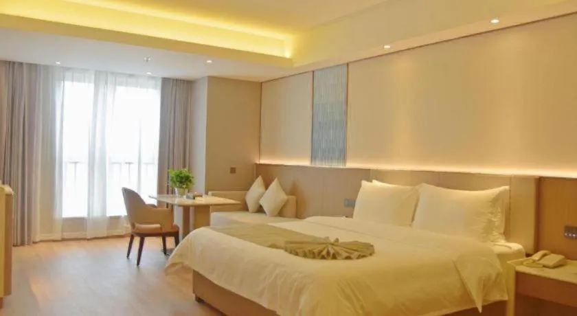 Bed in Chengdu Antai Century Hotel