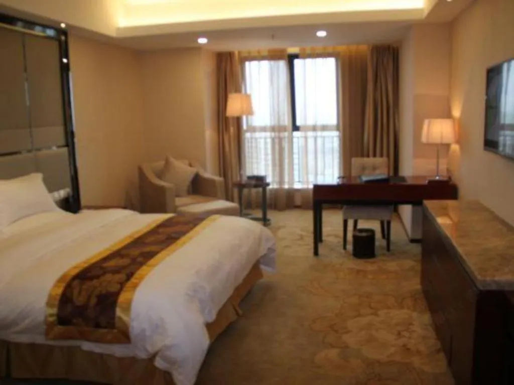 Bed in Chengdu Antai Century Hotel