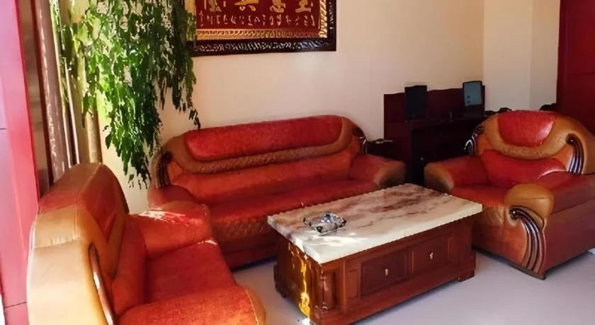 Lijiang Precious Dream Hotel