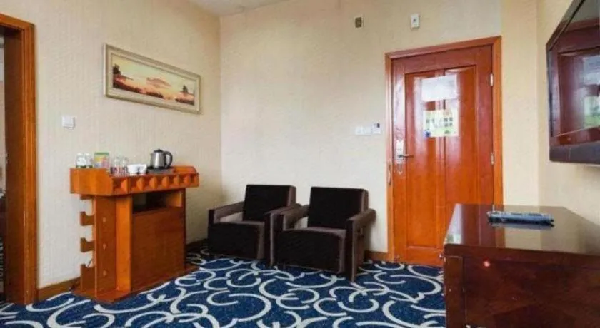 Pingdingshan Feixing Crowne Plaza Hotel