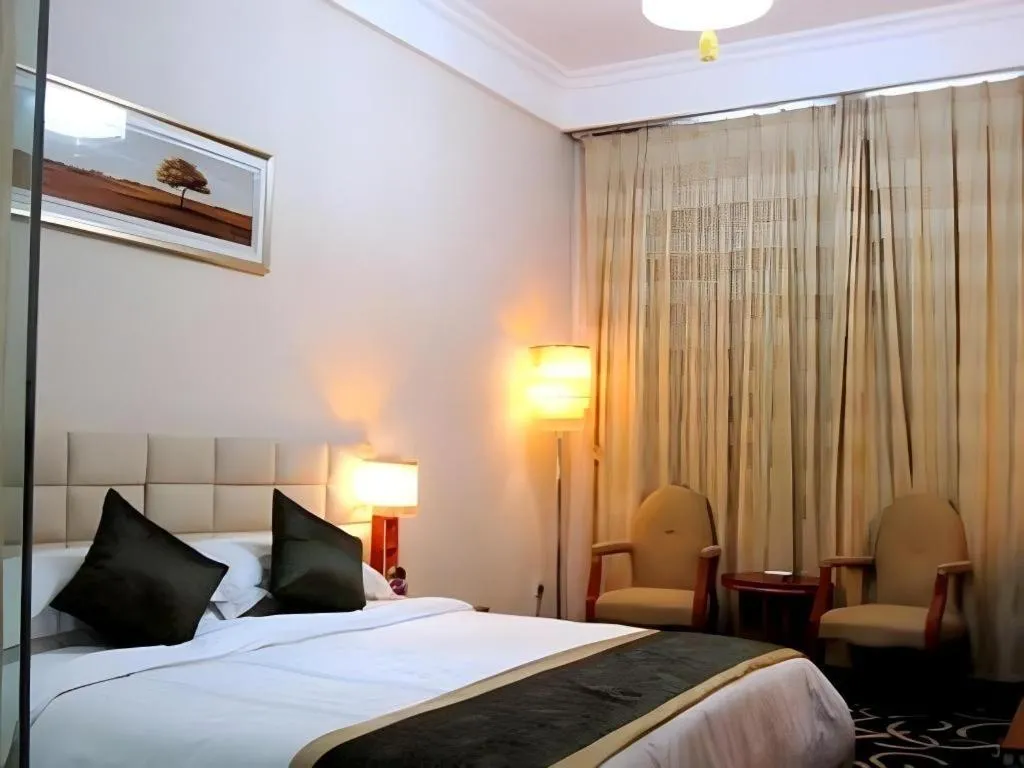 Bed in Pingdingshan Feixing Crowne Plaza Hotel